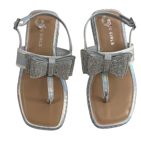 BCBG
Kids' Scarlet Sandal In Silver iridescent flower girl occasion sz 2 NWT - Picture 2 of 7